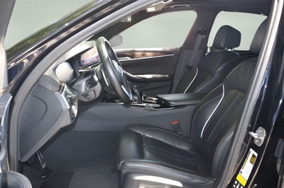 2022 BMW 5 Series M550i xDrive