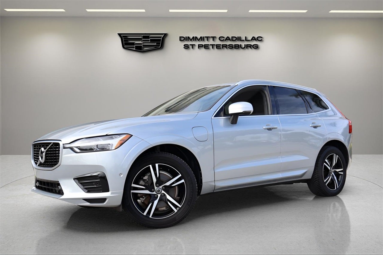 2018 Volvo XC60 Hybrid T8 R-Design
