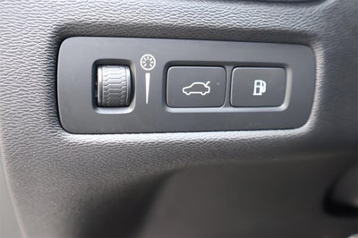 2018 Volvo XC60 Hybrid T8 R-Design