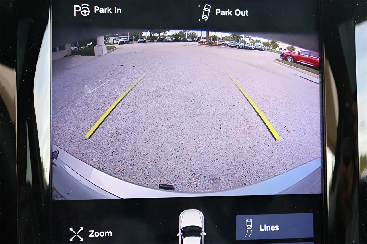 2018 Volvo XC60 Hybrid T8 R-Design