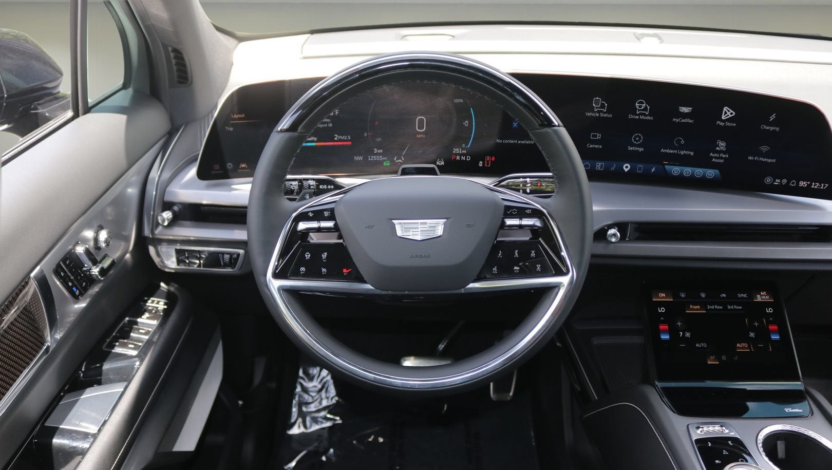 2026 Cadillac VISTIQ Sport
