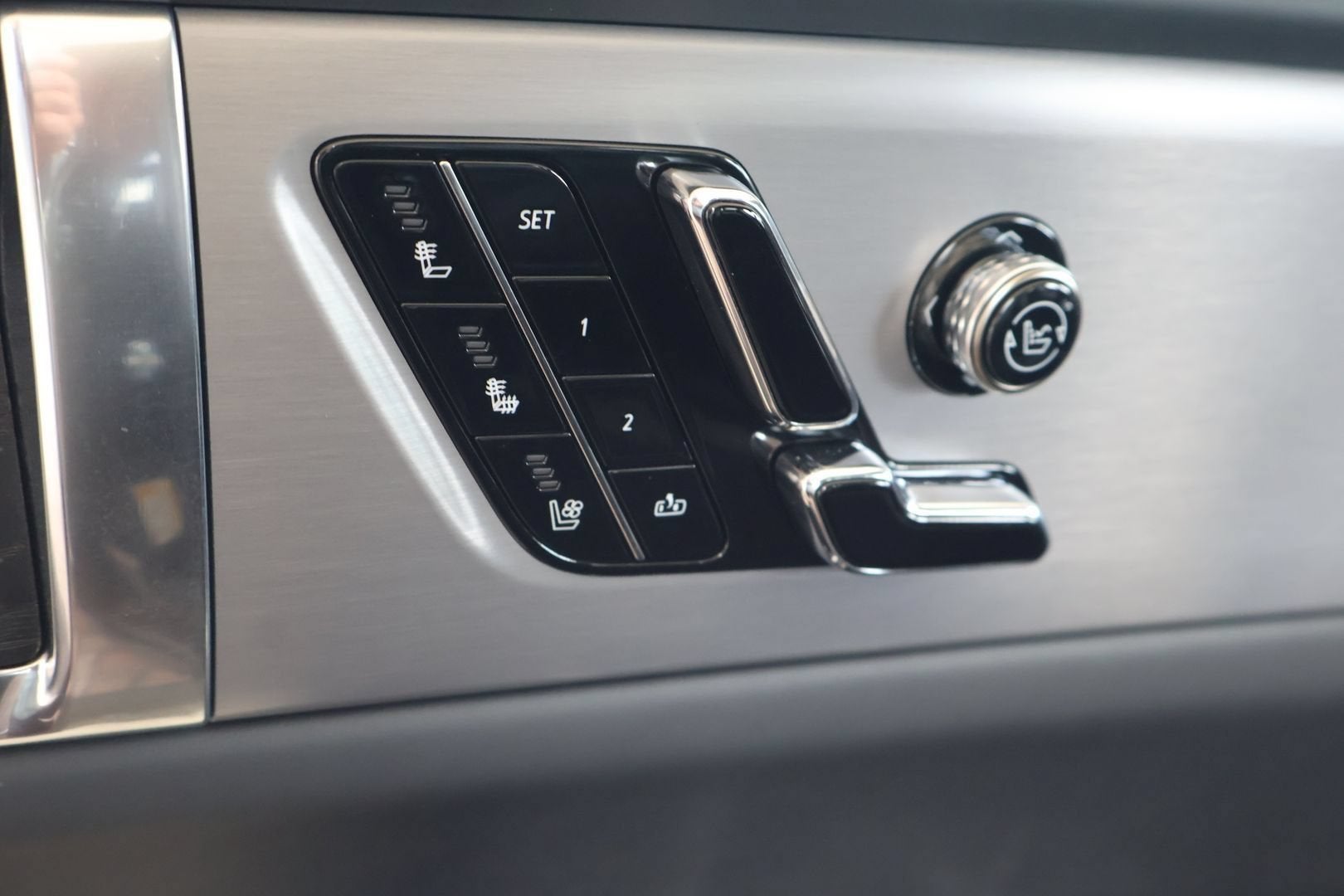 2026 Cadillac VISTIQ Platinum