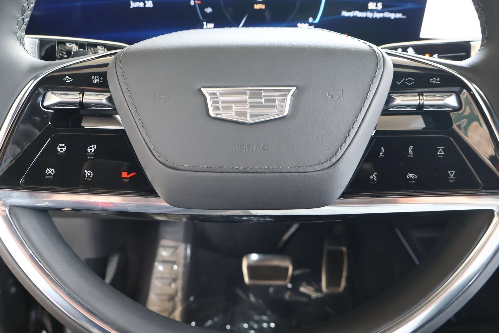 2026 Cadillac VISTIQ Platinum