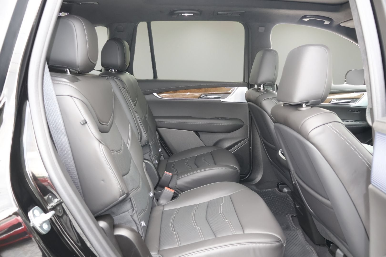 2025 Cadillac XT6 Sport