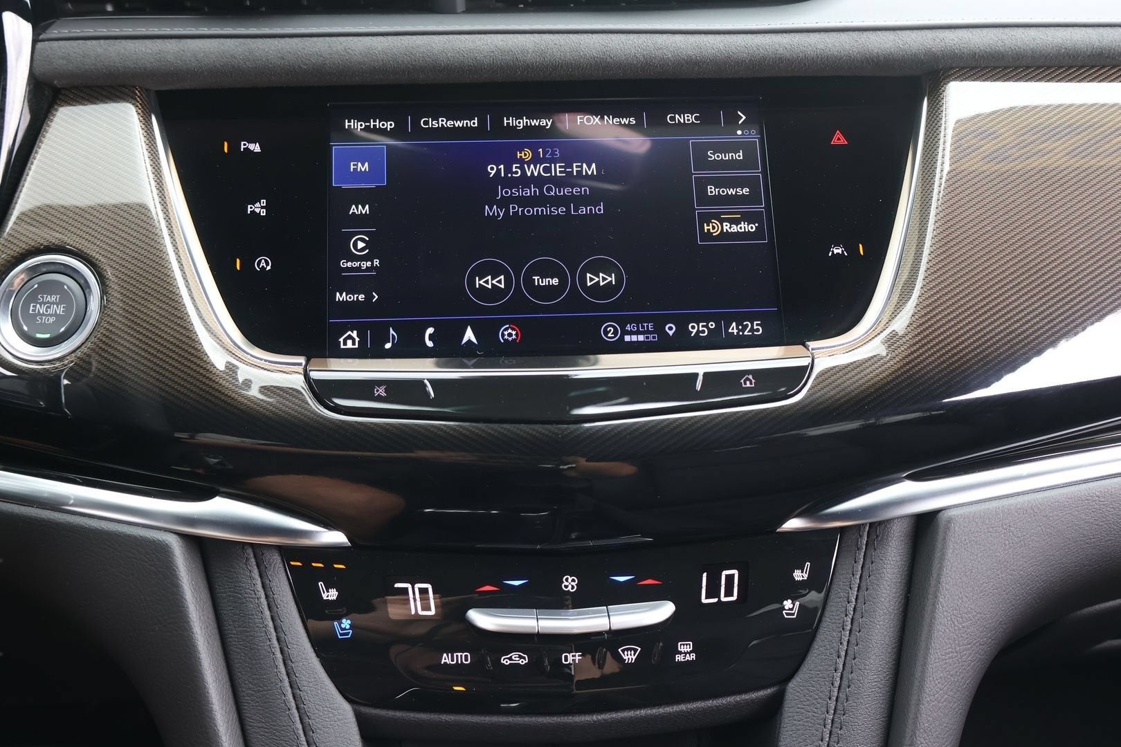 2025 Cadillac XT6 Sport