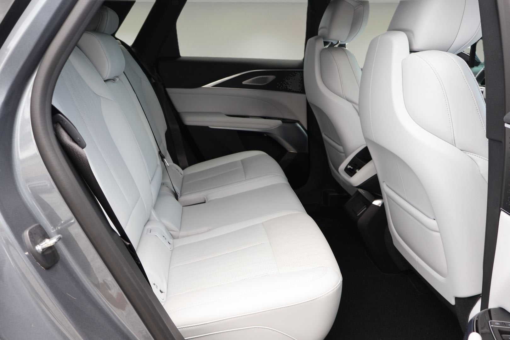 2023 Cadillac LYRIQ Luxury