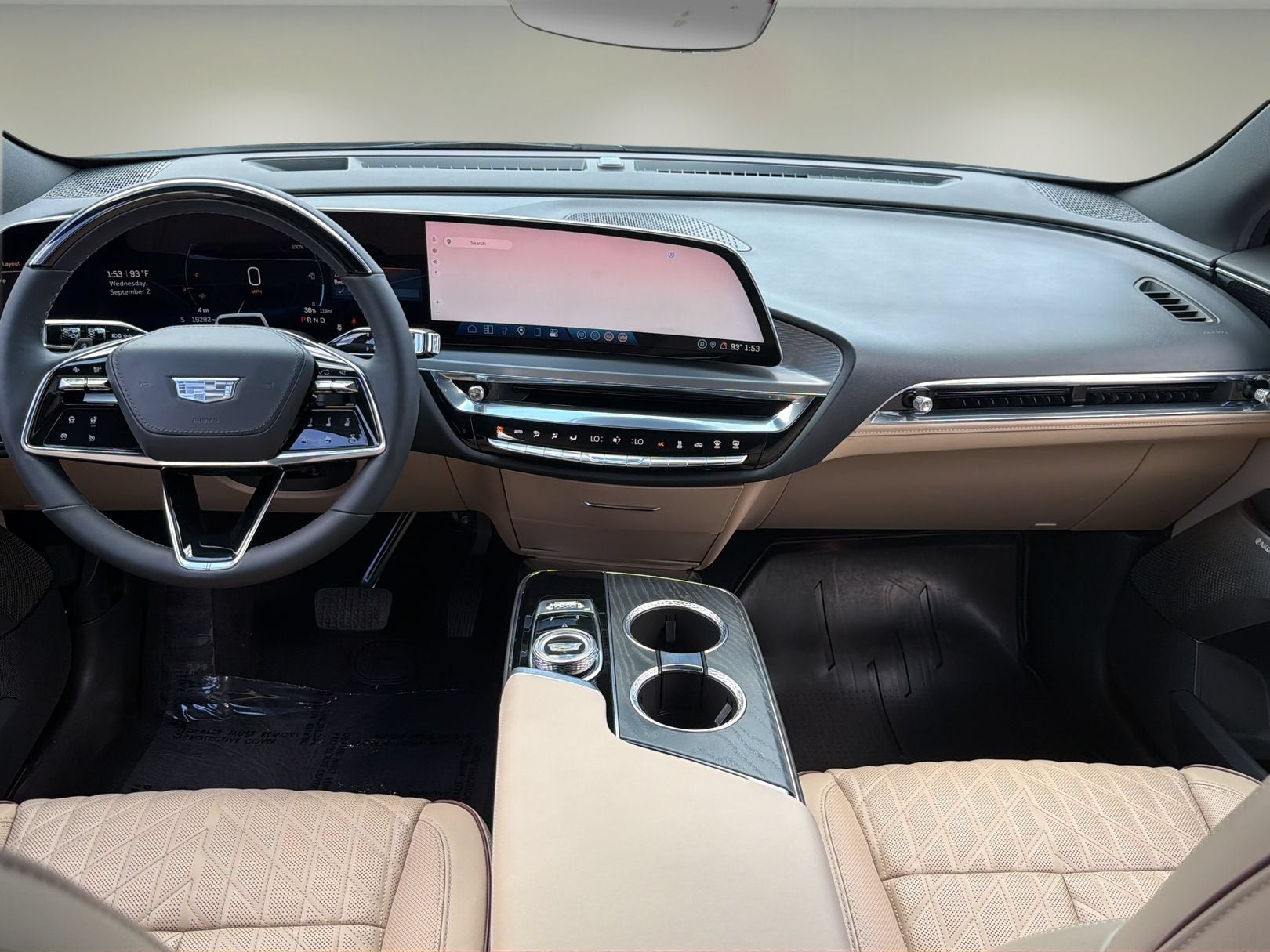 2024 Cadillac LYRIQ Luxury 3