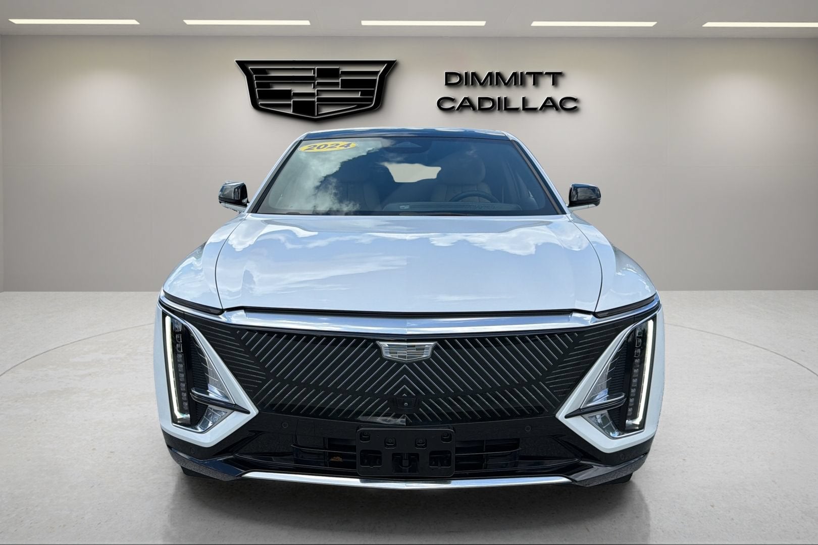 2024 Cadillac LYRIQ Luxury 3