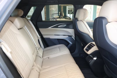 2024 Cadillac LYRIQ Luxury 3
