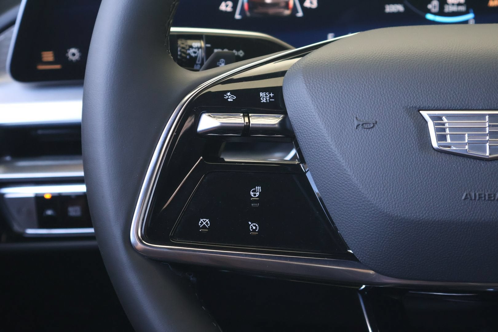 2024 Cadillac LYRIQ Sport 1