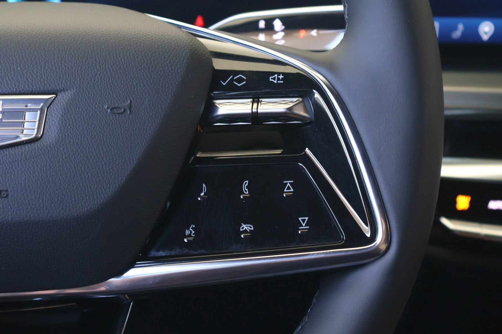 2024 Cadillac LYRIQ Sport 1