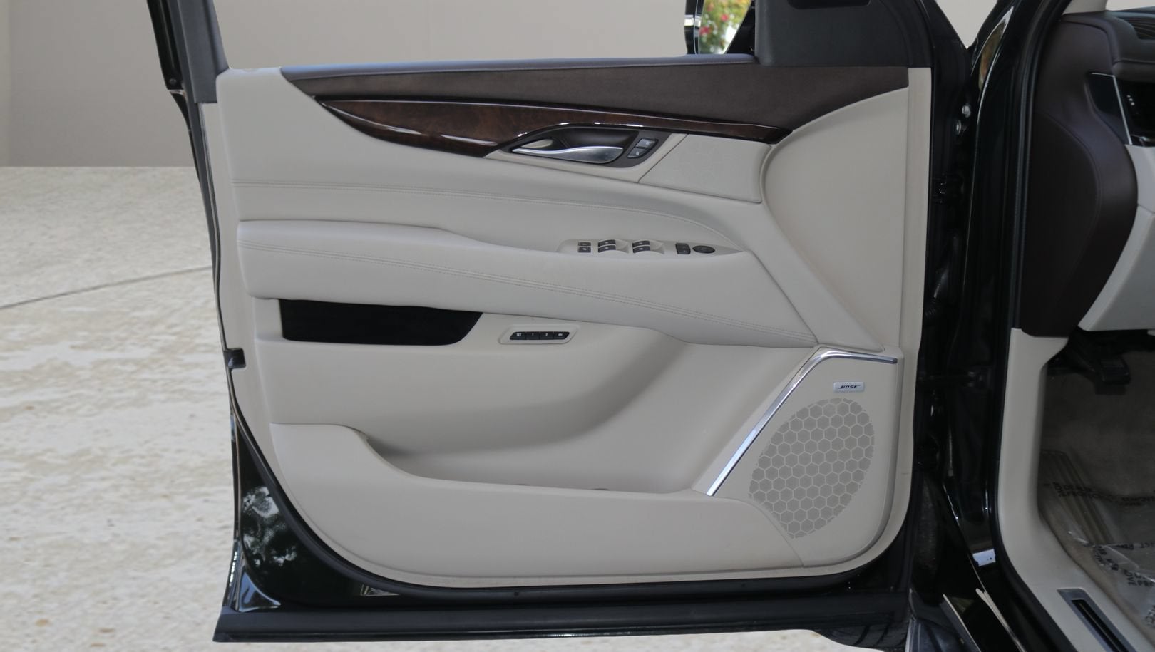 2016 Cadillac Escalade Luxury Collection