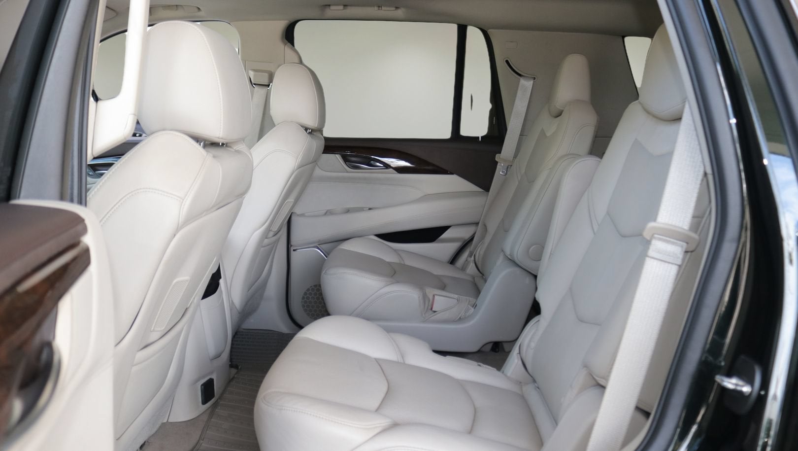 2016 Cadillac Escalade Luxury Collection
