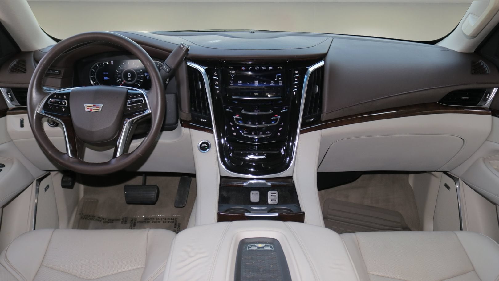2016 Cadillac Escalade Luxury Collection