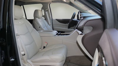 2016 Cadillac Escalade Luxury Collection
