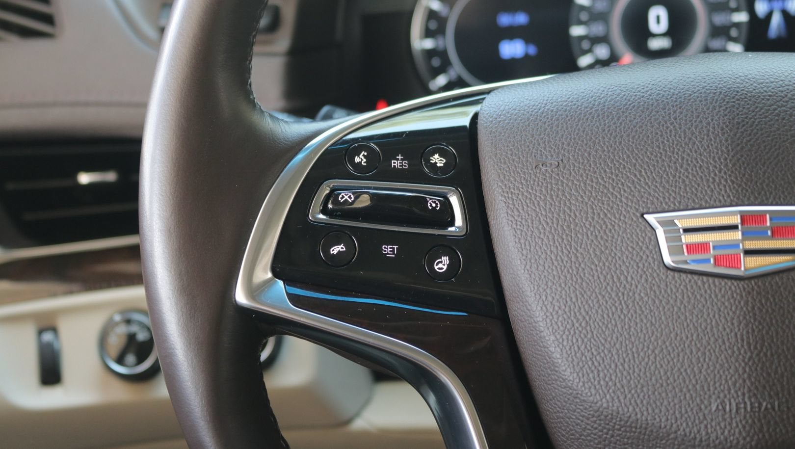 2016 Cadillac Escalade Luxury Collection