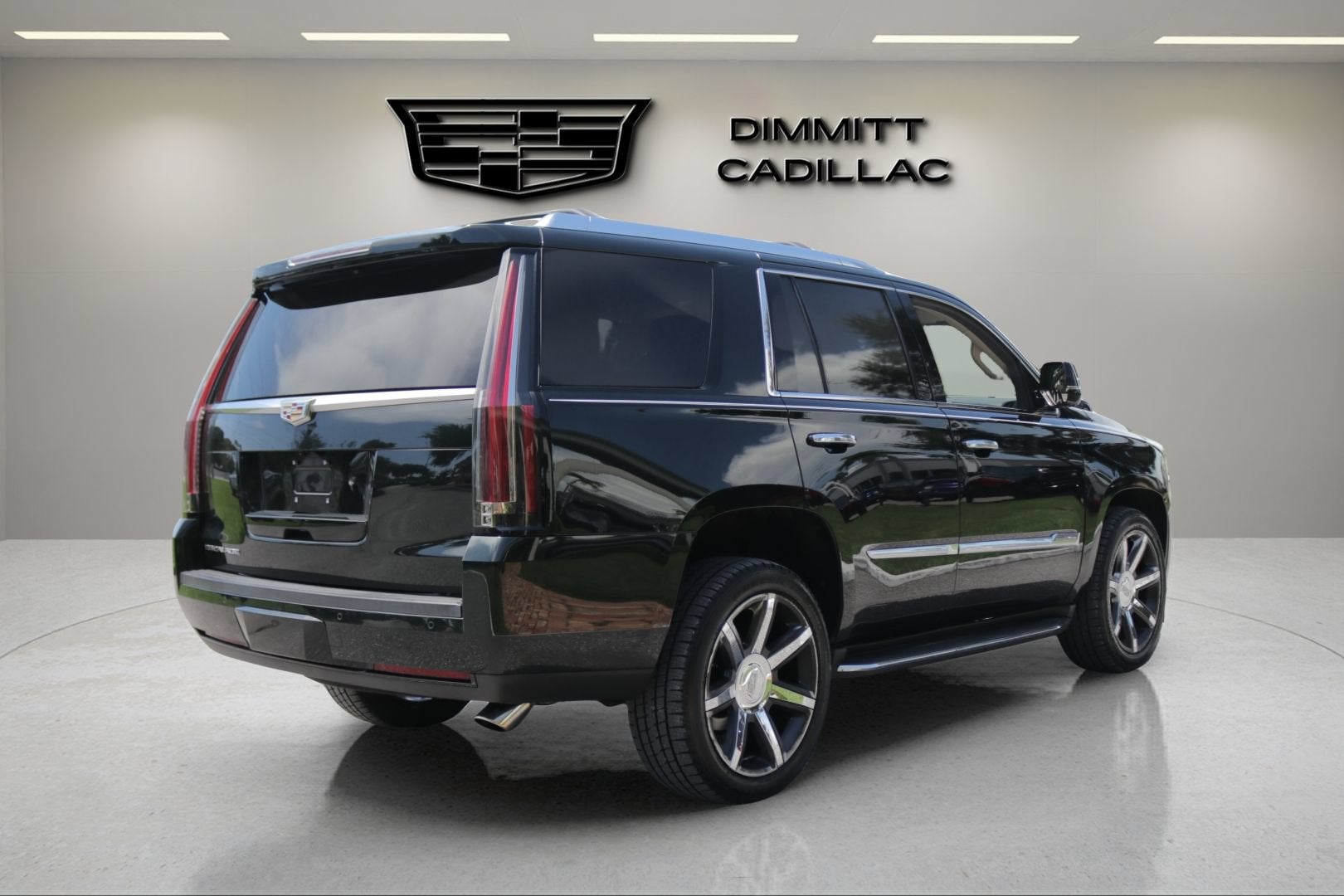 2016 Cadillac Escalade Luxury Collection