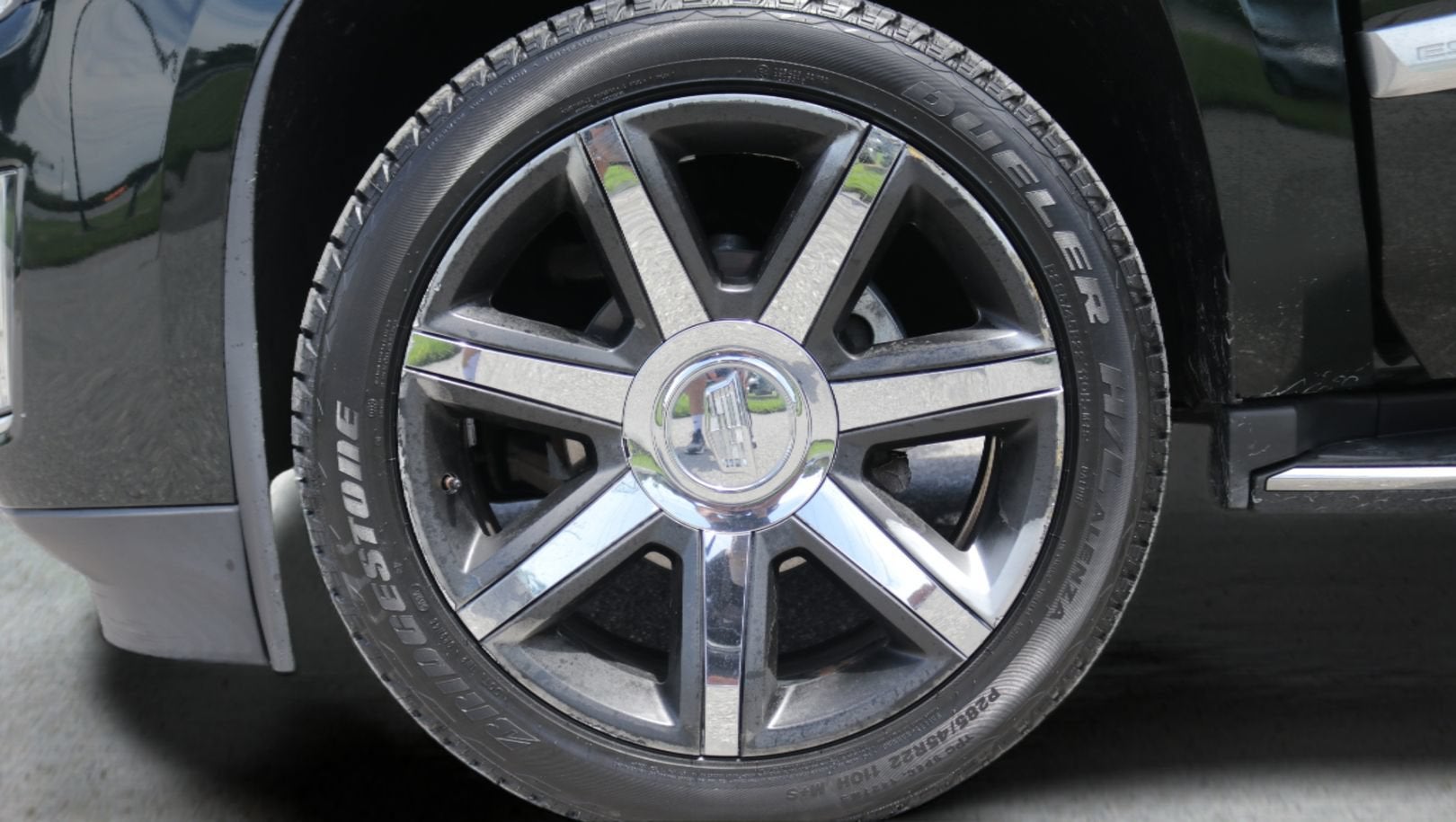 2016 Cadillac Escalade Luxury Collection