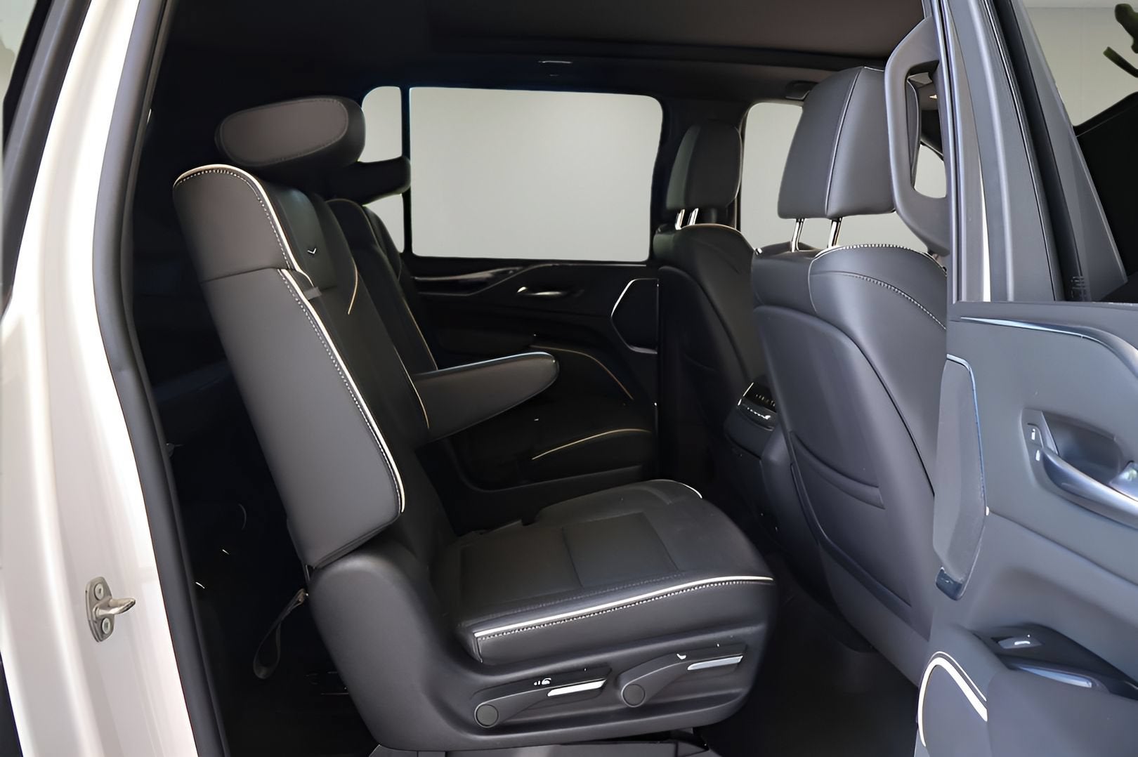 2022 Cadillac Escalade ESV Sport