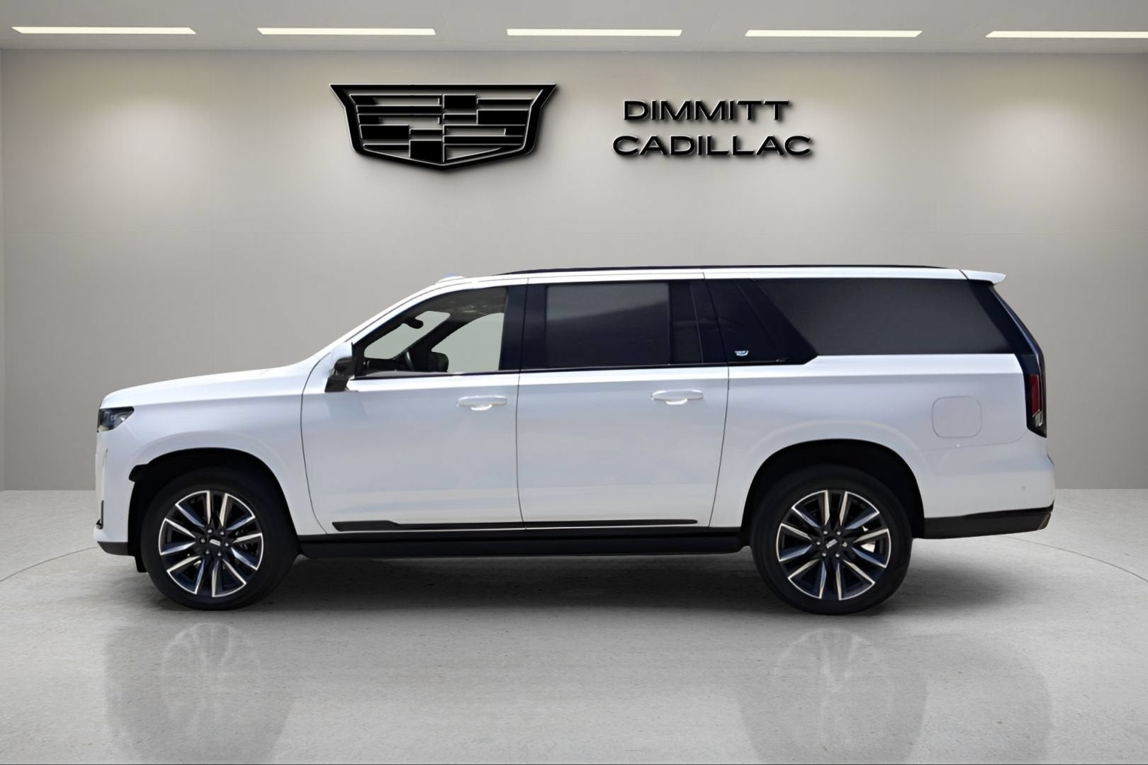 2022 Cadillac Escalade ESV Sport