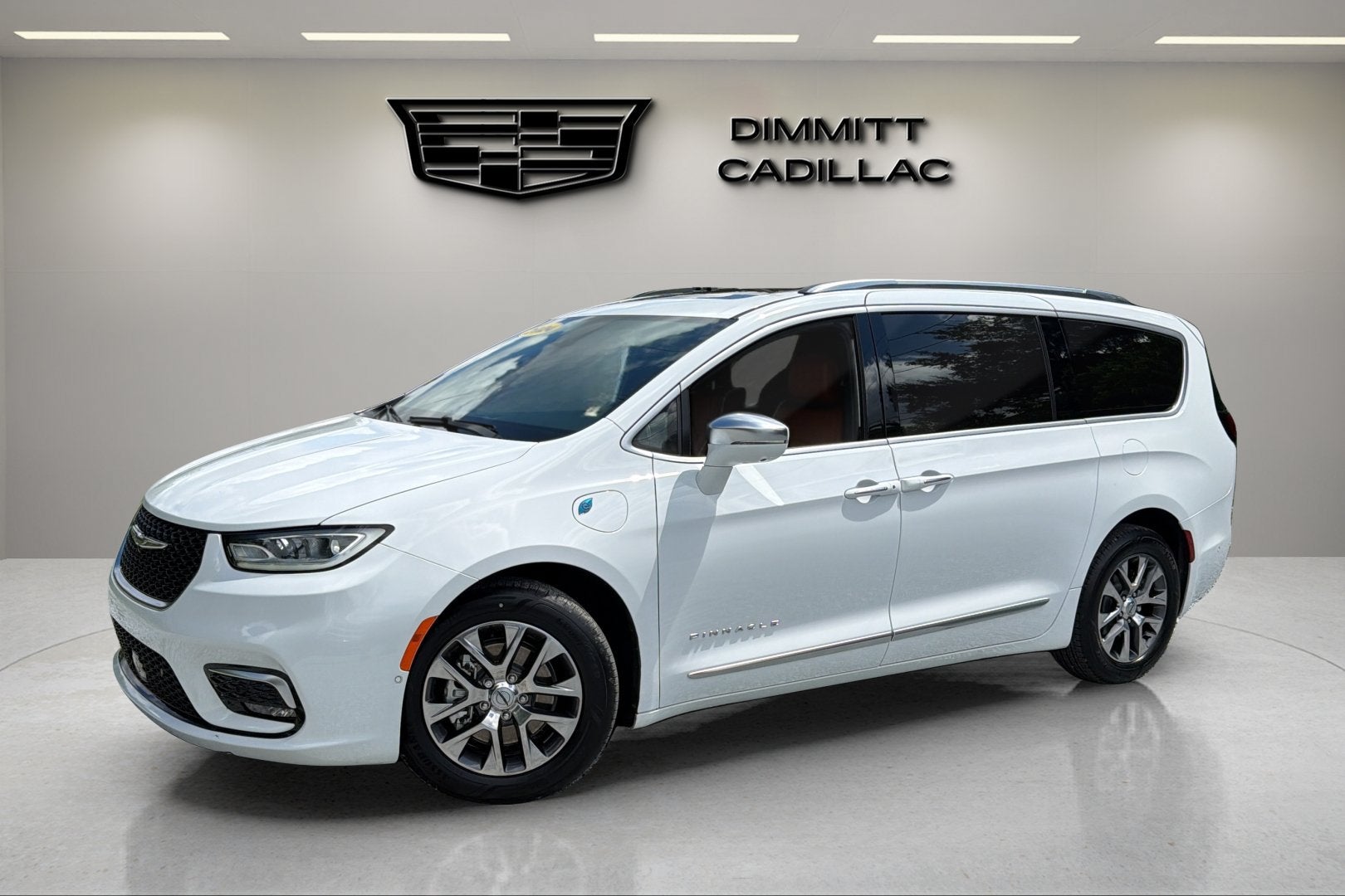 2024 Chrysler Pacifica PHEV Pinnacle