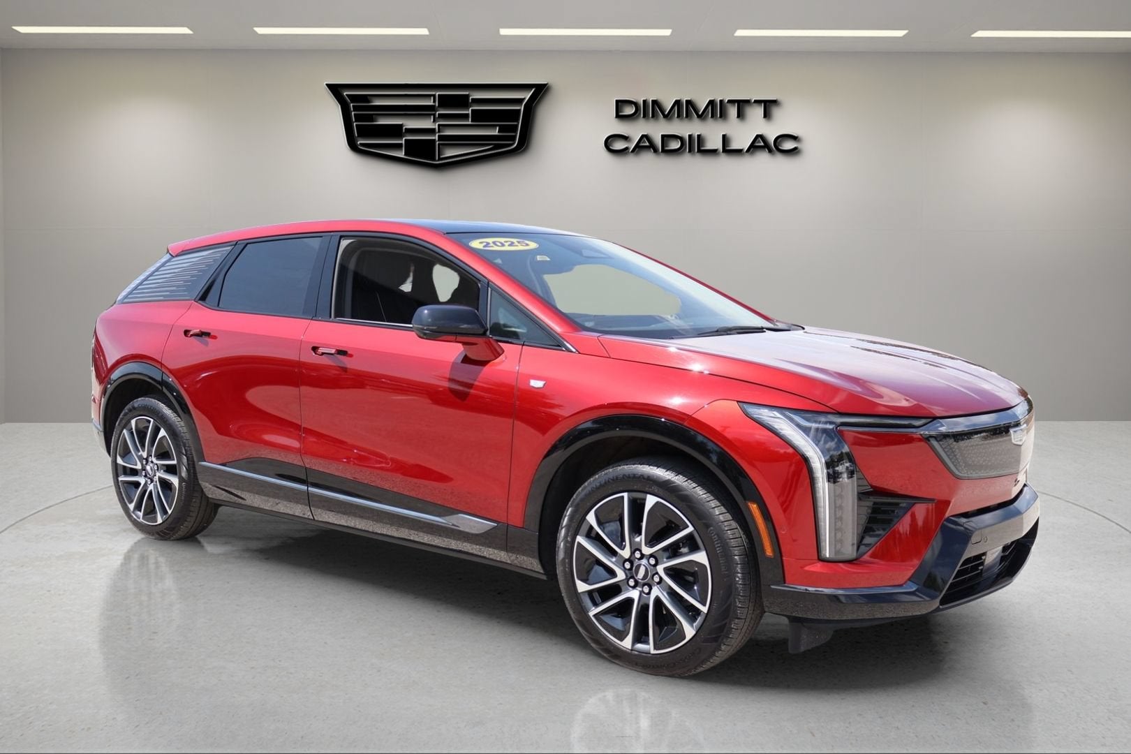 2025 Cadillac OPTIQ Sport 2
