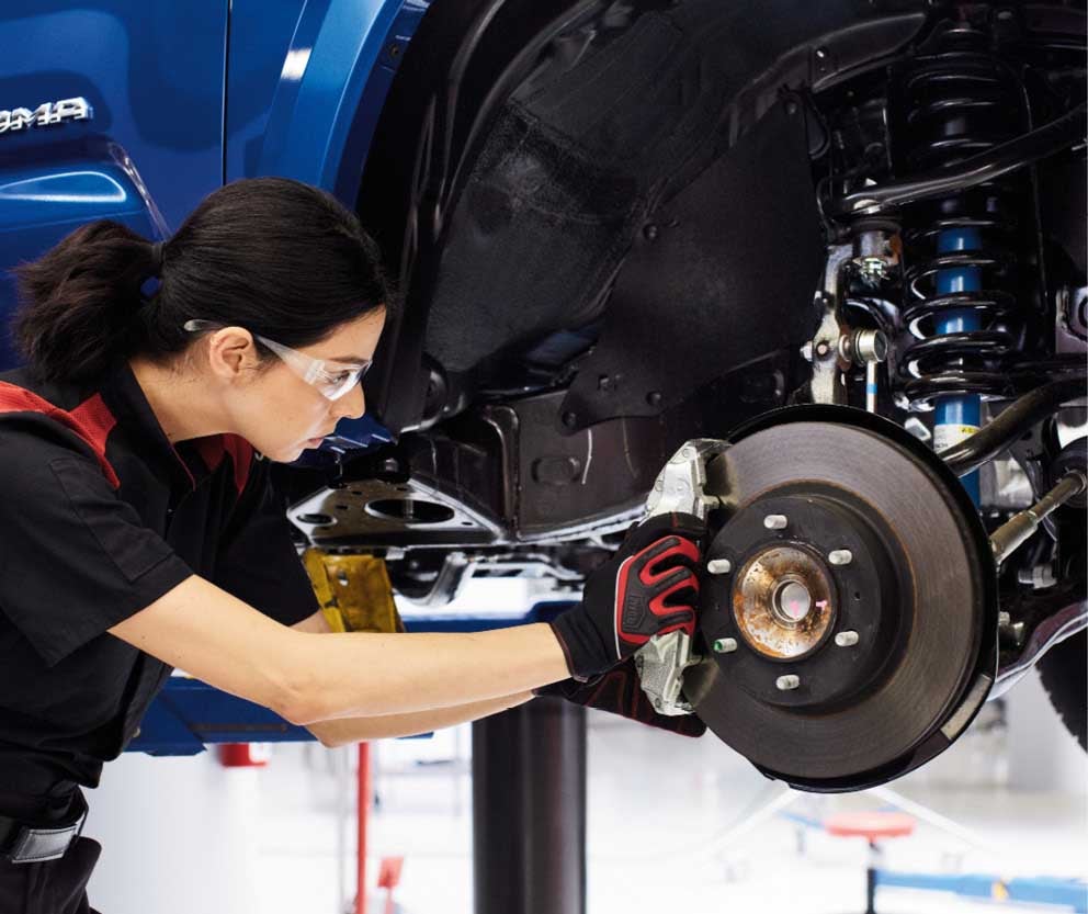 Certified Toyota Technician Replacing Calipers
